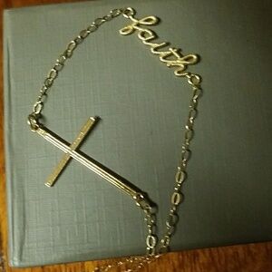 10k gold chain 17"